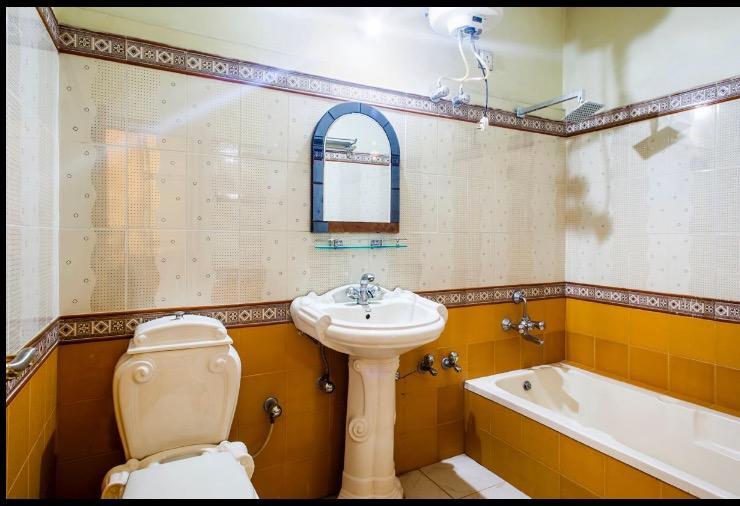 Hotel Bharat Niwas Bikaner Bagian luar foto